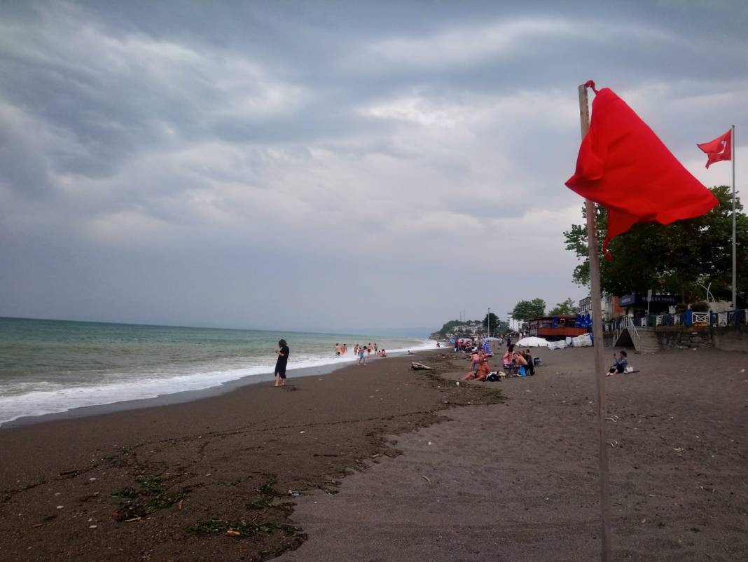 İstanbul dahil birçok ilde denize girişler yasaklandı - Resim: 37